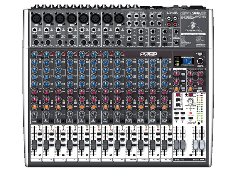 Behringer Xenyx X2222USB 